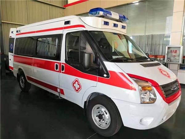 郁南县福特V362救护车